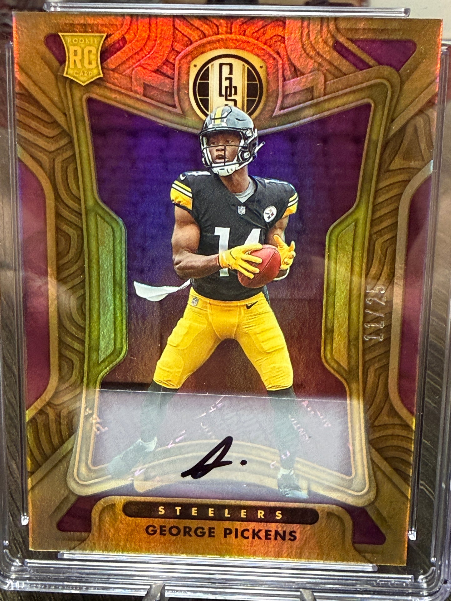 2022 Panini Gold Standard #118 George Pickens Autograph CGC Gem Mint 10